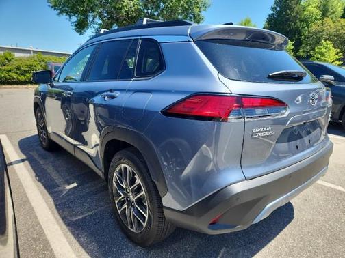 CELESTITE 2026 Toyota Corolla Cross XLE