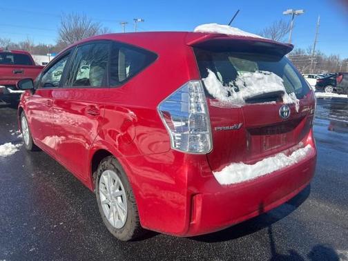 2014 Toyota Prius v Two