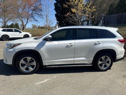 Blizzard Pearl 2018 Toyota Highlander Limited
