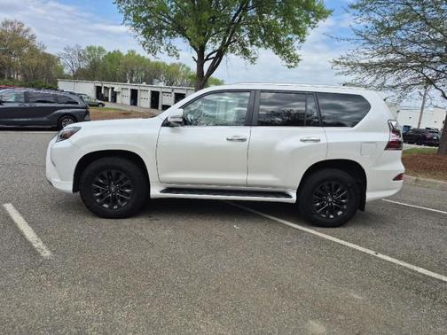 Starfire Pearl 2021 Lexus GX 460 Base