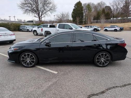 2022 Toyota Avalon Touring