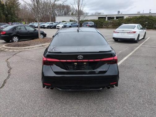 2022 Toyota Avalon Touring