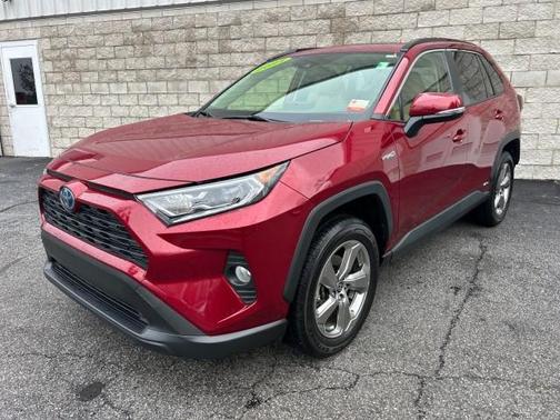 2021 Toyota RAV4 Hybrid XLE Premium
