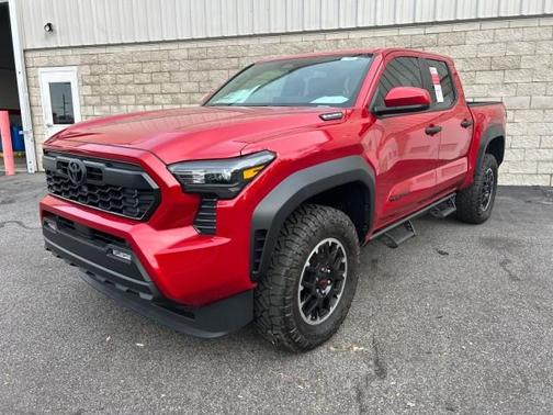 2025 Toyota Tacoma Hybrid TRD Sport