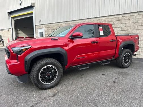 2025 Toyota Tacoma Hybrid TRD Sport