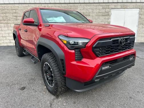 2025 Toyota Tacoma Hybrid TRD Sport