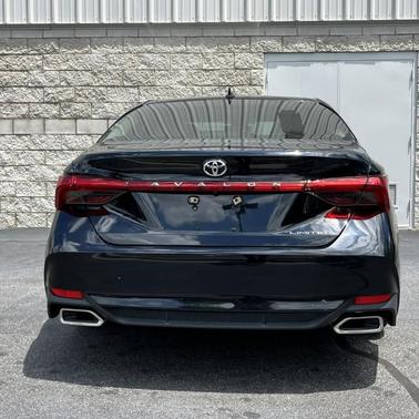 Photo 5 of 28 of 2019 Toyota Avalon Limited