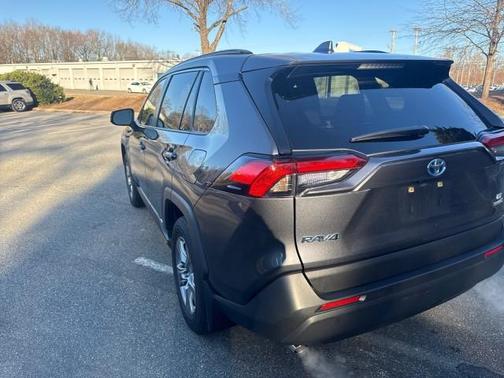 2024 Toyota RAV4 Hybrid LE