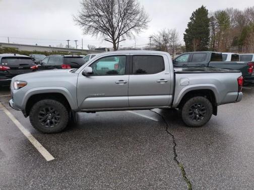 2022 Toyota Tacoma SR5