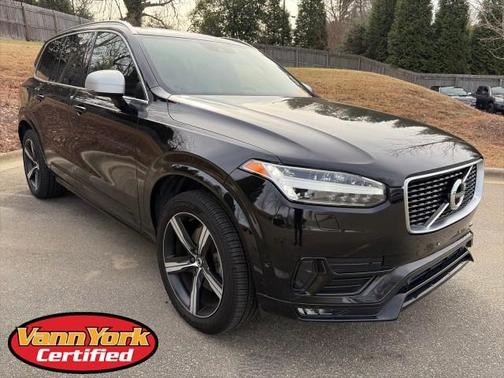 2019 Volvo XC90 T6 R-Design