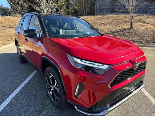 2025 Toyota RAV4 Plug-In Hybrid XSE