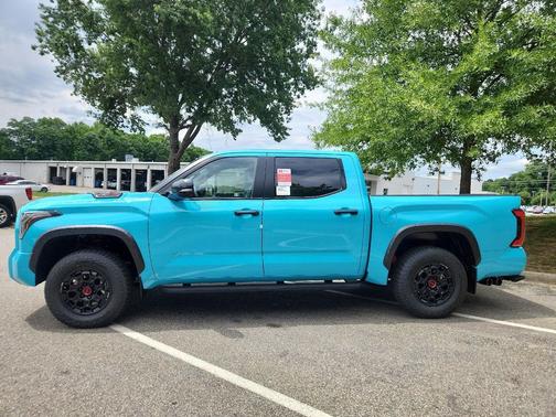 Wave Maker 2026 Toyota Tundra Hybrid TRD Pro