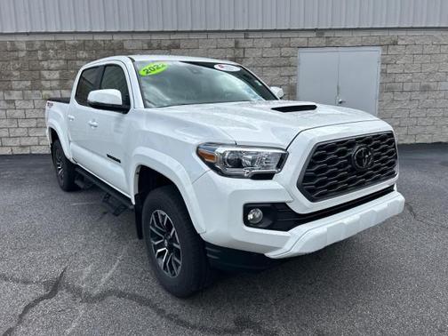 2022 Toyota Tacoma TRD Sport