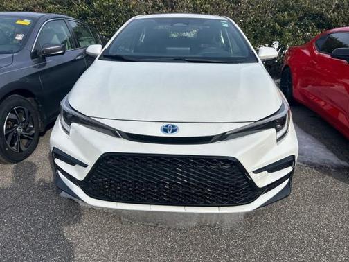 2024 Toyota Corolla Hybrid SE