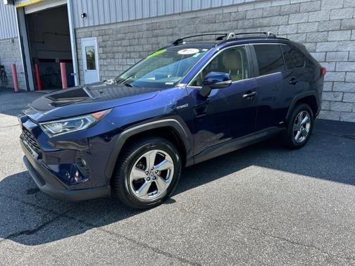 2021 Toyota RAV4 Hybrid XLE Premium