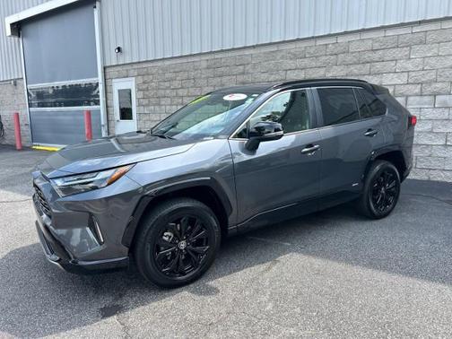 2025 Toyota RAV4 Hybrid SE