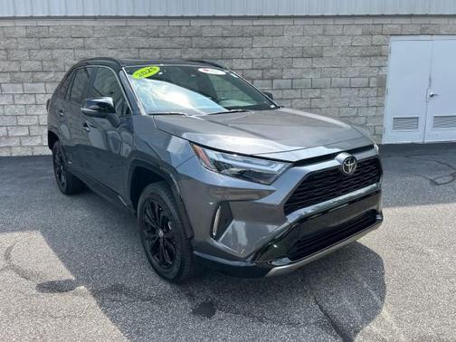 2025 Toyota RAV4 Hybrid SE