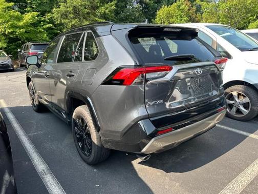 2025 Toyota RAV4 Hybrid SE