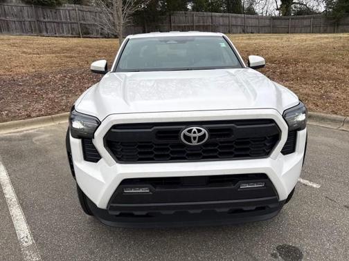 2024 Toyota Tacoma Hybrid TRD