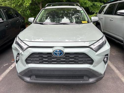 2023 Toyota RAV4 Hybrid XLE Premium