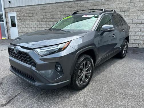 2023 Toyota RAV4 Hybrid XLE Premium