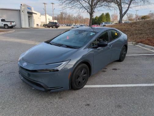 2024 Toyota Prius XLE