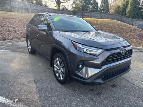 2024 Toyota RAV4 XLE Premium