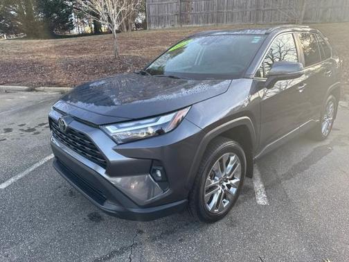 2024 Toyota RAV4 XLE Premium