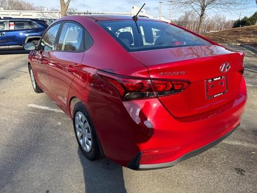 2020 Hyundai Accent SE