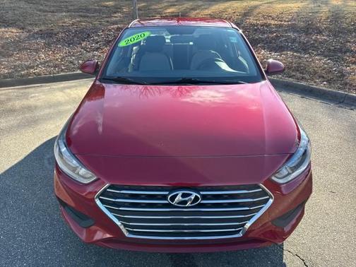 2020 Hyundai Accent SE