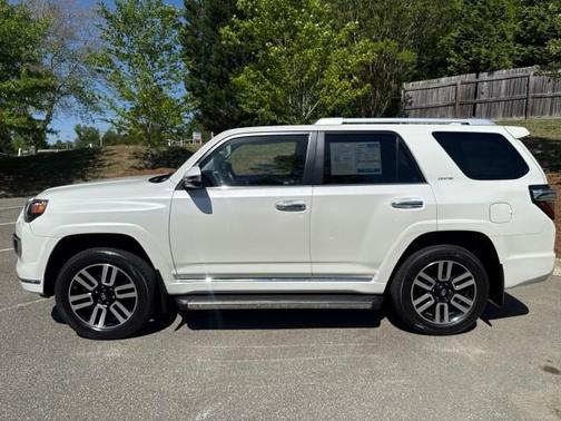 Blizzard Pearl 2019 Toyota 4Runner Limited