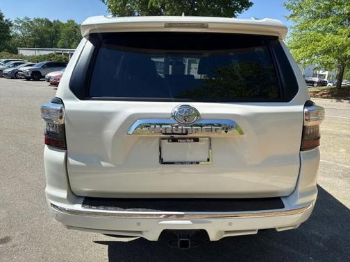 Blizzard Pearl 2019 Toyota 4Runner Limited