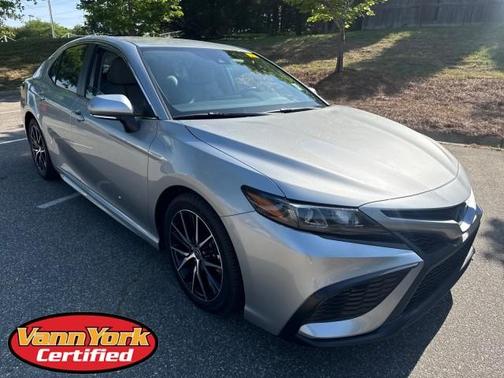 Celestial Silver Metallic 2022 Toyota Camry Hybrid SE