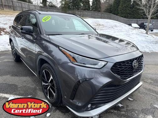2022 Toyota Highlander XSE