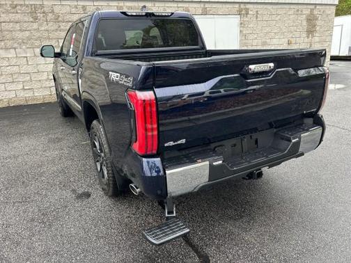 2025 Toyota Tundra Hybrid 1794 Edition