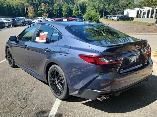 Dark Cosmos 2026 Toyota Camry SE