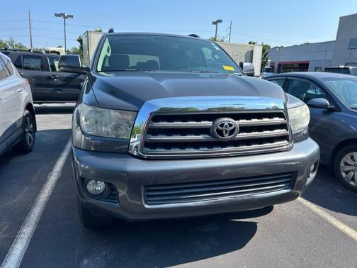 2015 Toyota Sequoia SR5