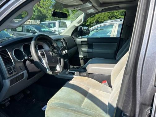 2015 Toyota Sequoia SR5
