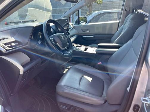 2021 Toyota Sienna XLE 7 Passenger