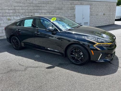 2025 Kia K5 LXS