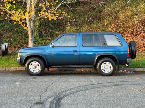1993 Nissan Pathfinder SE-V6 4WD