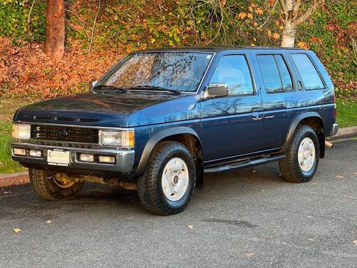 1993 Nissan Pathfinder SE-V6 4WD