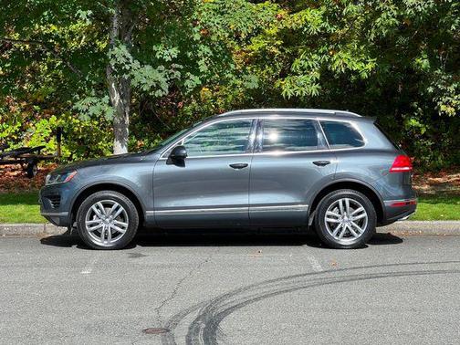 2015 Volkswagen Touareg TDI Lux