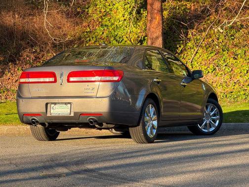 2012 Lincoln MKZ Hybrid Base