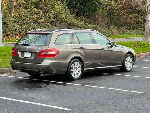 2013 Mercedes-Benz E-Class Wagon Premium 2 Local 1 Owner Excellent Condition