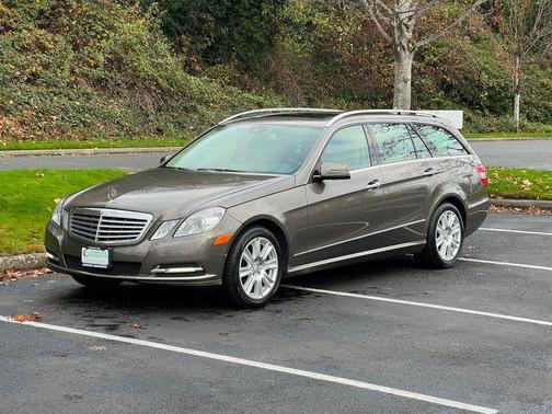 2013 Mercedes-Benz E-Class Wagon Premium 2 Local 1 Owner Excellent Condition