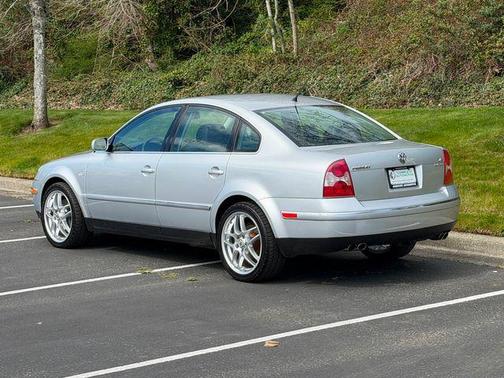 2003 Volkswagen Passat W8 4Motion