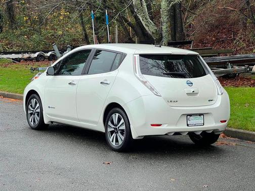2017 Nissan Leaf SV