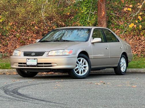 2001 Toyota Camry LE V6