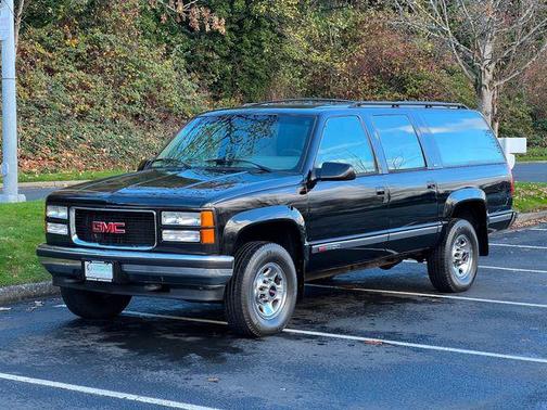 1993 GMC Suburban K2500 SLE 4WD 454CI V8 Local 2 Owner Tow Package